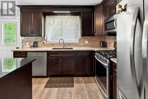 90 Ann Street Gananoque ON K7G 1Z3