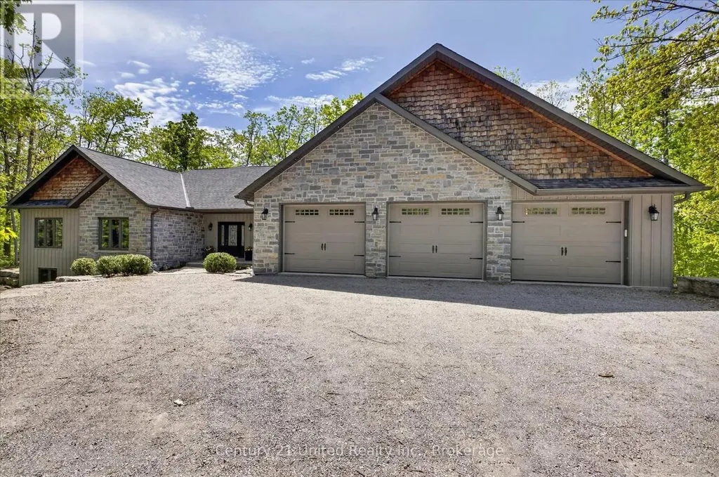 54 Mitchell Crescent Trent Lakes ON K0L 1J0