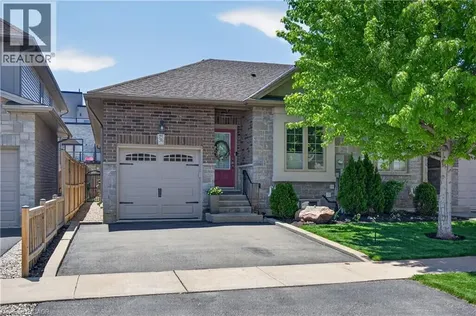 36 Banks Street Brantford ON N3T 0H7