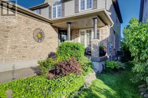 7 Housler Lane Cambridge ON N3C 4H7