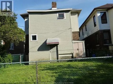 1140 Giles Boulevard East Windsor ON N9A 4G4