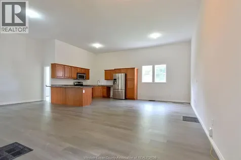 1502 Mersea Rd D Leamington ON N8H 3V4