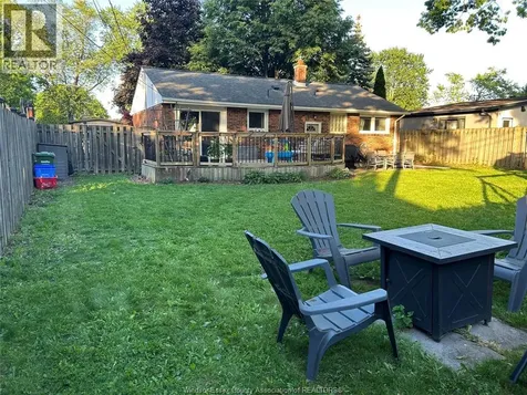 3341 Mark Avenue Windsor ON N9E 2X2