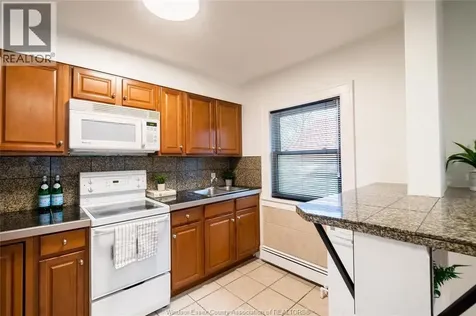 269 Randolph Place Windsor ON N9B 2T2