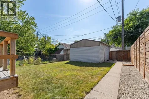 855 Lincoln Road Windsor ON N8Y 2G9