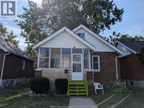 1781 Rooney Street Windsor ON N9B 1L3