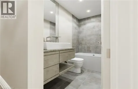 11 Creek Avenue Caledonia ON N3W 1E4
