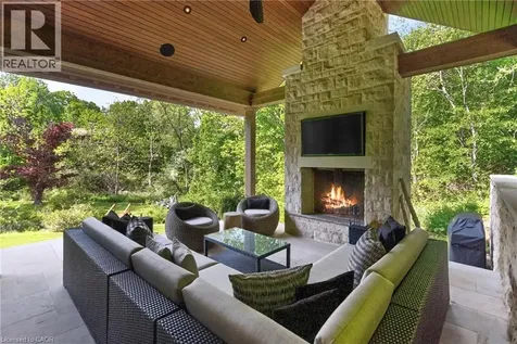 981 Mineral Springs Road Ancaster ON L9H 5E3