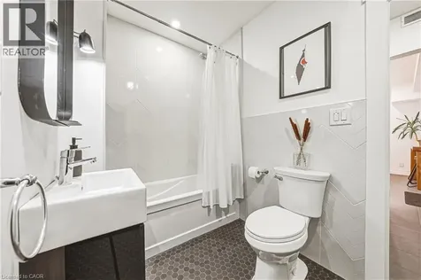 153 Elgin Street Hamilton ON L8L 4Y1
