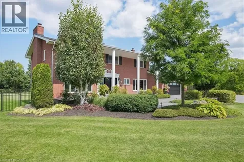 10 Azalea Court Stoney Creek ON L8J 1K4