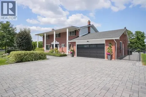 10 Azalea Court Stoney Creek ON L8J 1K4