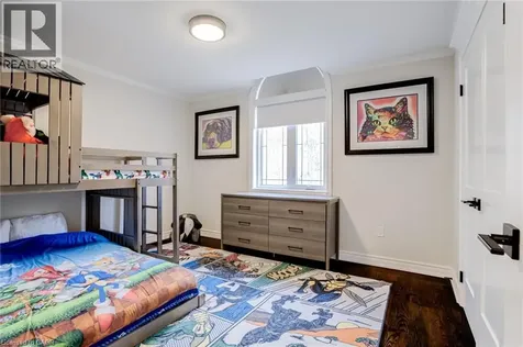 18 Elder Crescent Ancaster ON L0R 1R0