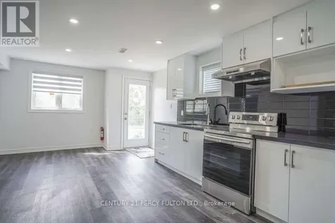 1040 Foxtail Crescent Pickering ON L1X 0E7