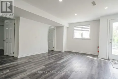 1040 Foxtail Crescent Pickering ON L1X 0E7