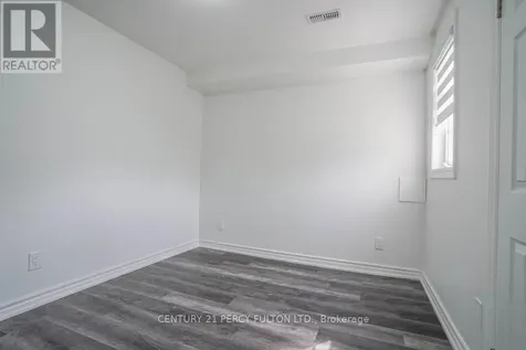 1040 Foxtail Crescent Pickering ON L1X 0E7
