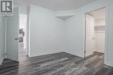 1040 Foxtail Crescent Pickering ON L1X 0E7