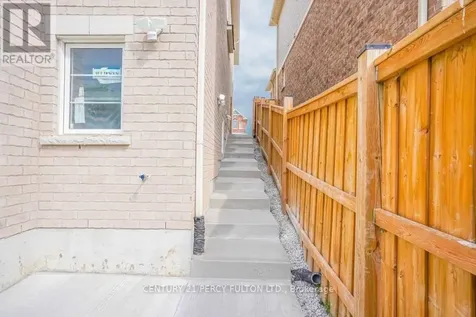 1040 Foxtail Crescent Pickering ON L1X 0E7