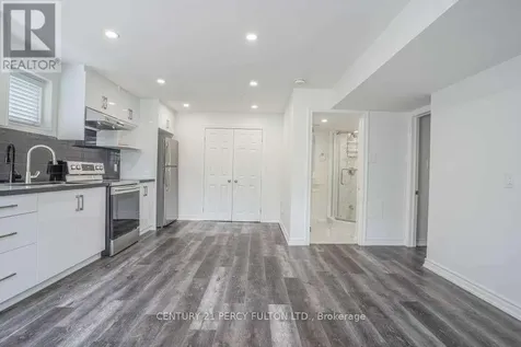 1040 Foxtail Crescent Pickering ON L1X 0E7