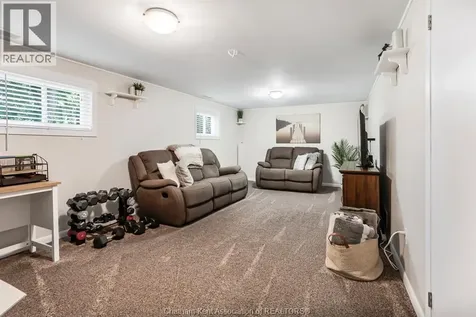 103 Cardinal Crescent Chatham ON N7L 3V4