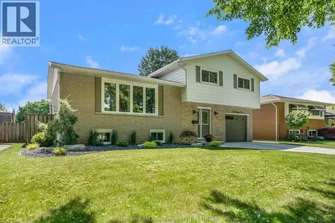 103 Cardinal Crescent Chatham ON N7L 3V4