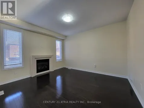 108 Lewis Honey Drive Aurora ON L4G 0J3