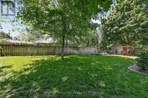 11 Adams Avenue Tillsonburg ON N4G 4X3