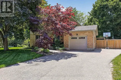 11 Adams Avenue Tillsonburg ON N4G 4X3