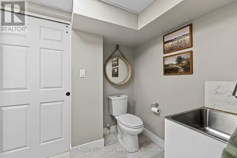 11 Adams Avenue Tillsonburg ON N4G 4X3