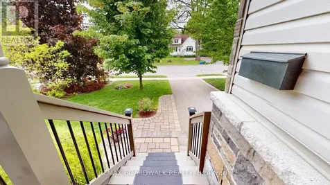 19A Centre Street Brockville ON K6V 5S6