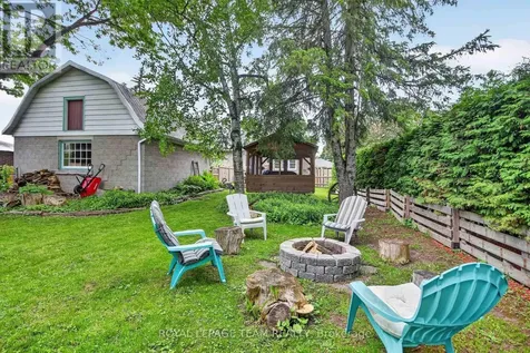 94 Strachan Street Ottawa ON K0A 2Z0