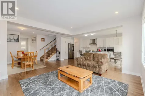 97 Mudminnow Crescent Ottawa ON K4A 5J1
