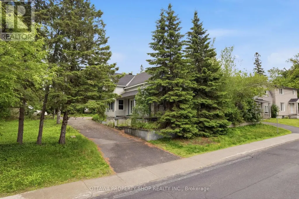 2025 Albert Street Clarence-rockland ON K4K 1K4