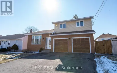 1534 Rosebella Avenue Ottawa ON K1T 1E8