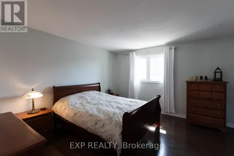 1534 Rosebella Avenue Ottawa ON K1T 1E8