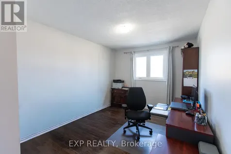 1534 Rosebella Avenue Ottawa ON K1T 1E8