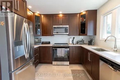 1534 Rosebella Avenue Ottawa ON K1T 1E8