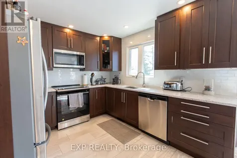 1534 Rosebella Avenue Ottawa ON K1T 1E8