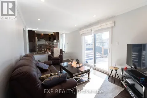 1534 Rosebella Avenue Ottawa ON K1T 1E8