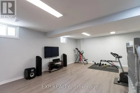 1534 Rosebella Avenue Ottawa ON K1T 1E8