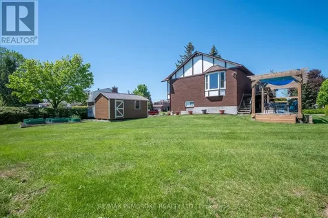 399 Chamberlain Street Pembroke ON K8A 8C3