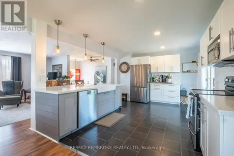 399 Chamberlain Street Pembroke ON K8A 8C3