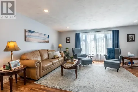 399 Chamberlain Street Pembroke ON K8A 8C3