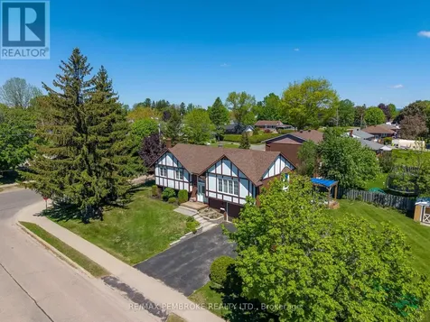 399 Chamberlain Street Pembroke ON K8A 8C3
