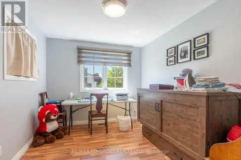 399 Chamberlain Street Pembroke ON K8A 8C3