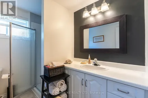 399 Chamberlain Street Pembroke ON K8A 8C3