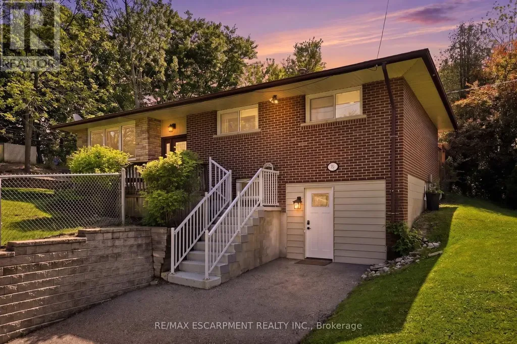52 Grand Avenue Haldimand ON N3W 2J5