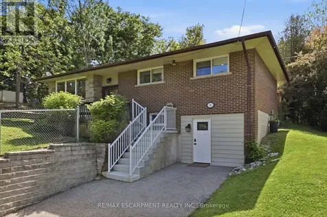 52 Grand Avenue Haldimand ON N3W 2J5