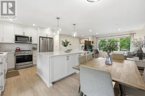 52 Grand Avenue Haldimand ON N3W 2J5