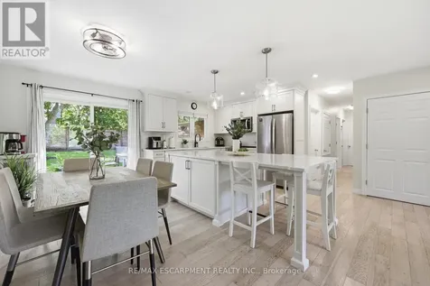 52 Grand Avenue Haldimand ON N3W 2J5