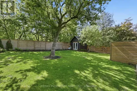 52 Grand Avenue Haldimand ON N3W 2J5